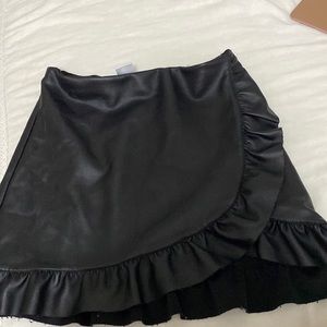 Aqua kids mini faux leather skirt